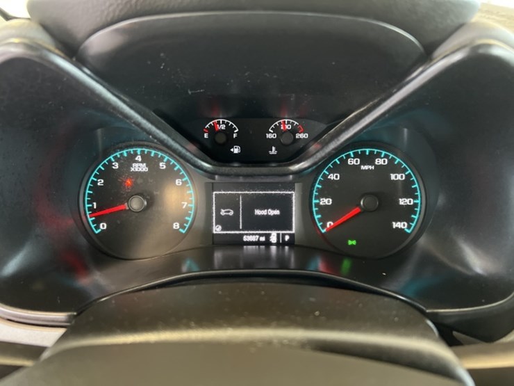2016-chevrolet-colorado-image-16