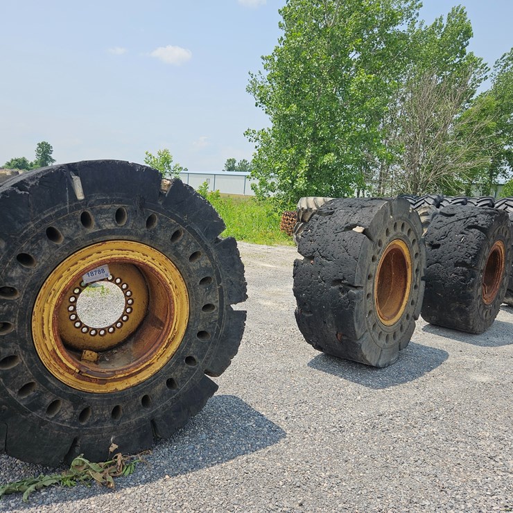 #18788 • Solid Loader Tires