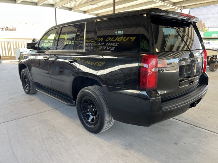 2018-chevrolet-tahoe-image-5