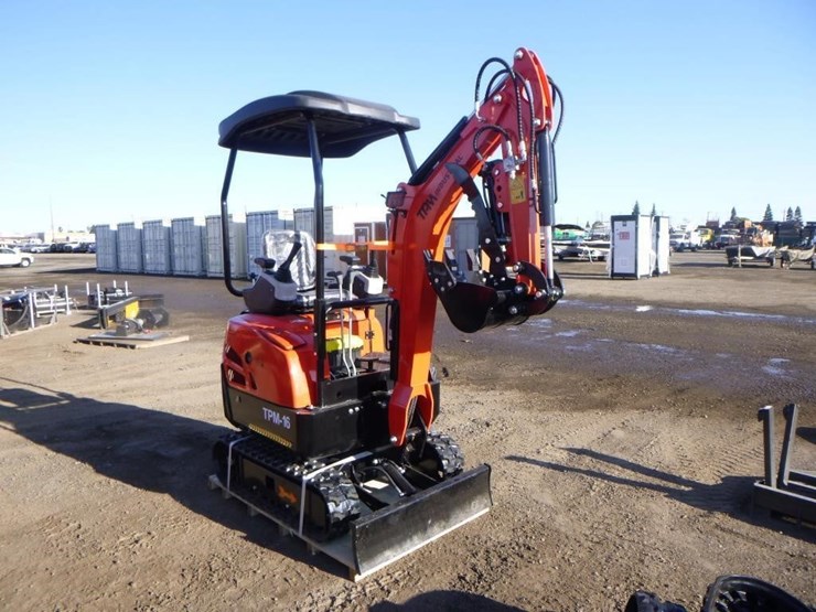 2025-tpm-16-hydraulic-excavator-image-2