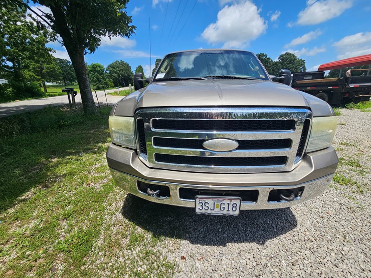 2006-ford-f350-image-24