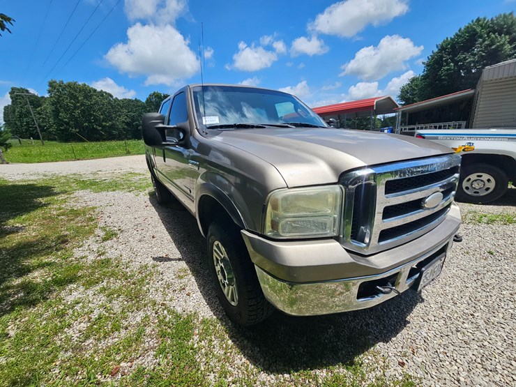 2006-ford-f350-image-22