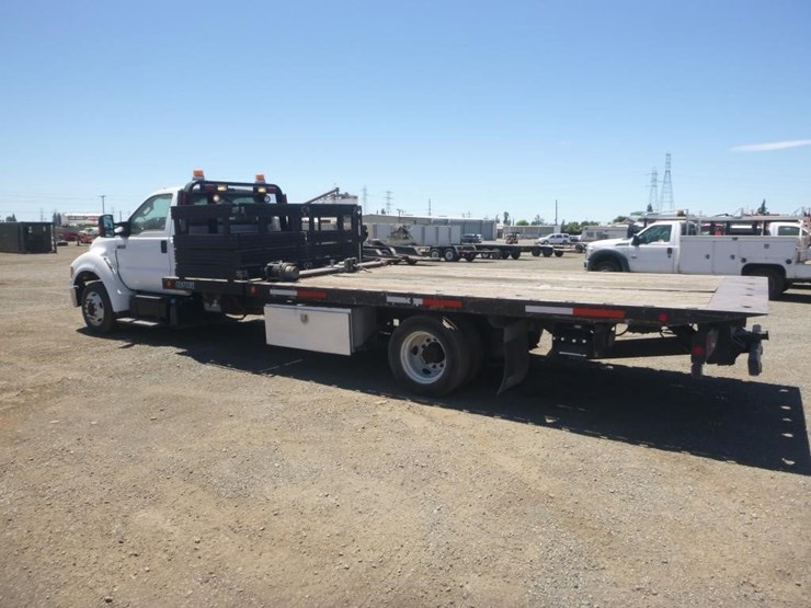 2013-ford-f650-image-4