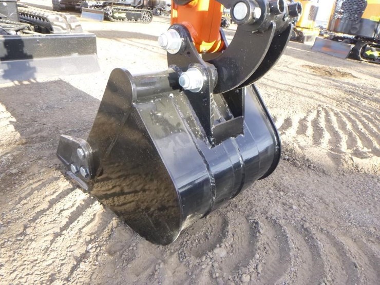 2025-vicsec-vc18kf-hydraulic-excavator-image-10