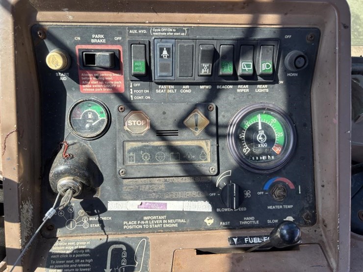 1995-deere-710d-image-40