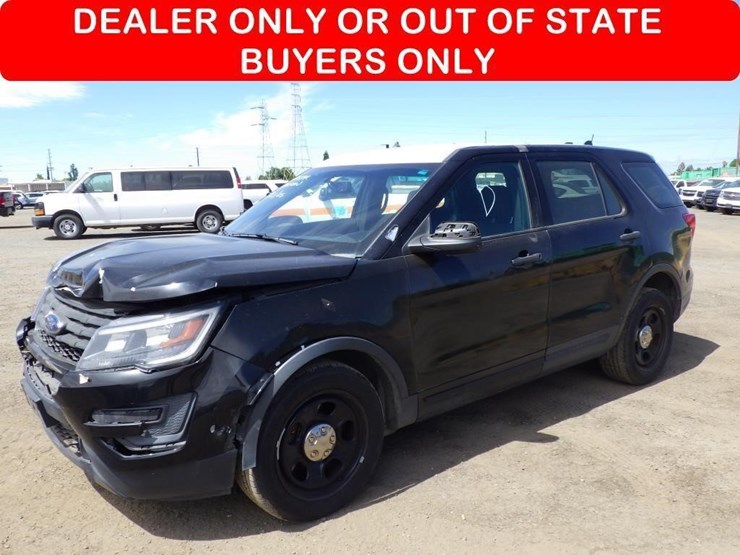 2018-ford-explorer-image-1