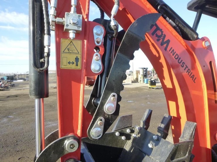 2025-tpm-16-hydraulic-excavator-image-13