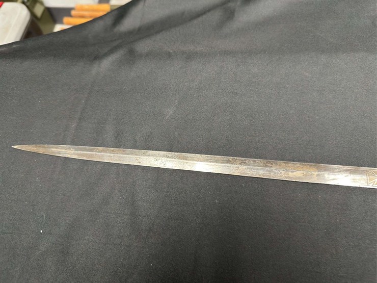 masonic-knights-templar-past-commander-id'd-ceremonial-sword-w/scabbard-image-13