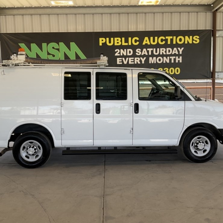 2013 CHEVROLET EXPRESS 2500