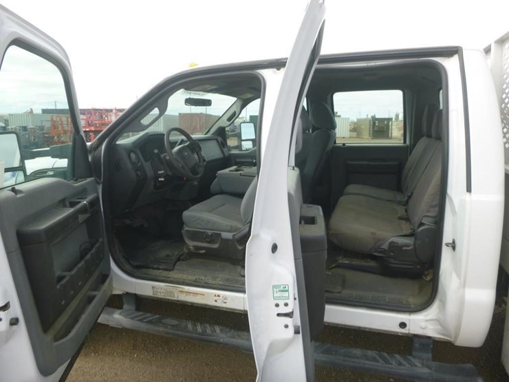 2012-ford-f550-image-8