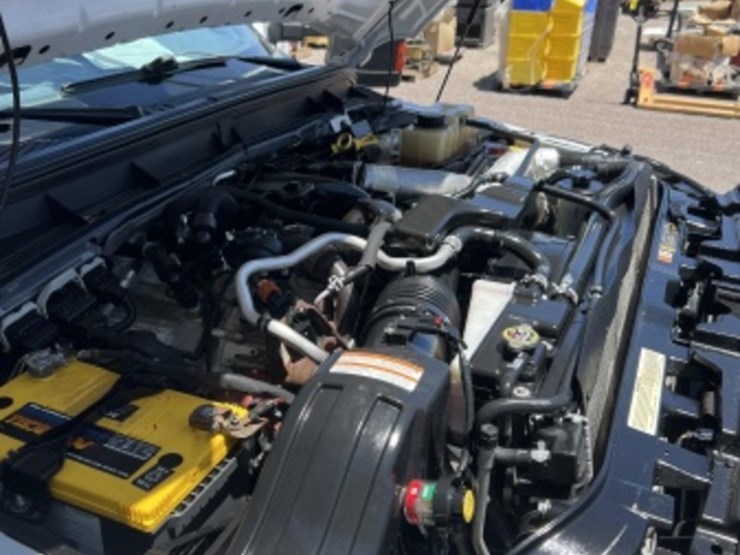 2016-ford-f550-image-17
