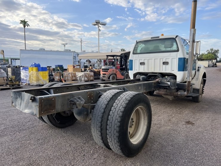 2015-ford-f750-image-5