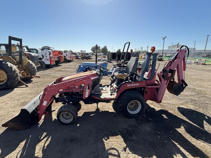 massey-ferguson-gc2310-image-5