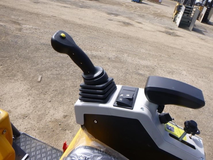 2025-cfg-mx12rx-hydraulic-excavator-image-22