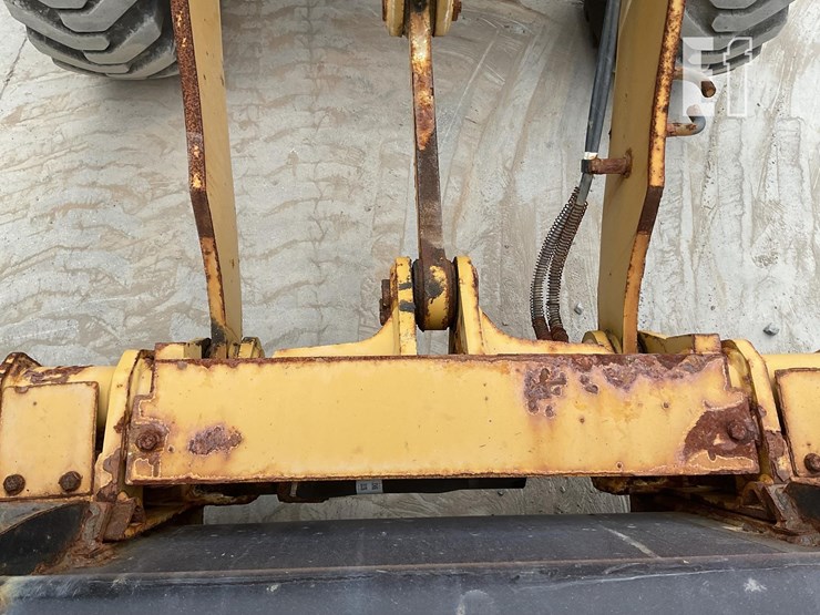 2021-caterpillar-903d-image-10