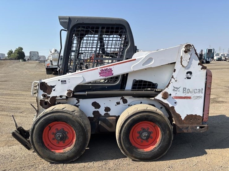 2013-bobcat-s630-image-5