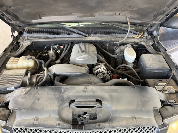 2004-chevrolet-silverado-1500-image-14