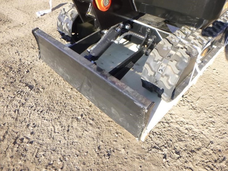 2025-tpm-16-hydraulic-excavator-image-16
