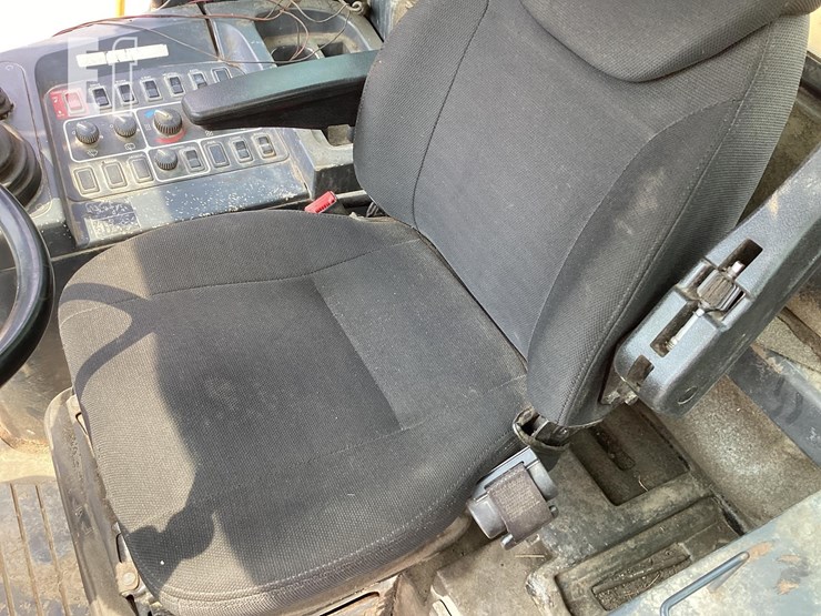 2002-deere-724j-image-12