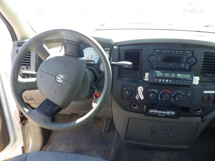 2006-dodge-ram-1500-image-10