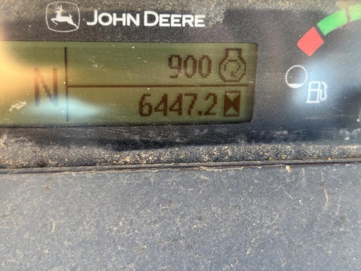 2014-deere-210k-image-62