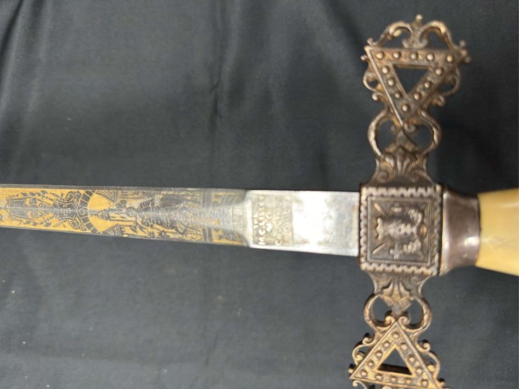 masonic-knights-templar-past-commander-id'd-ceremonial-sword-w/scabbard-image-10
