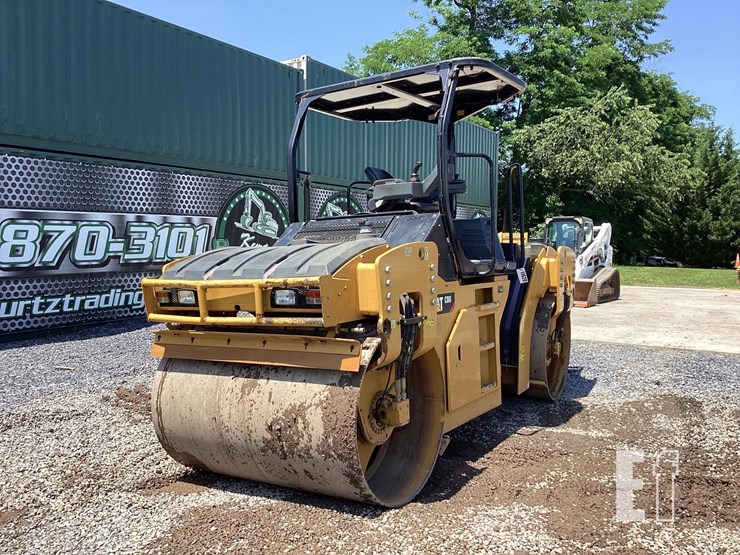 2019-caterpillar-cb8-image-8