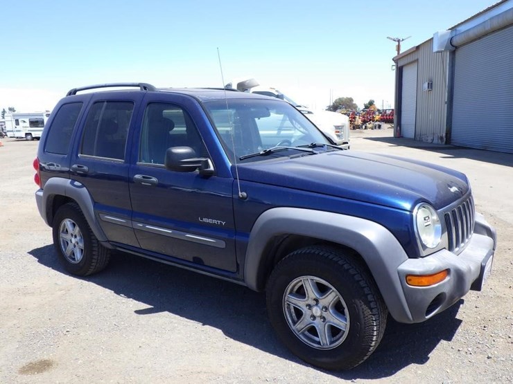 2004-jeep-liberty-image-2