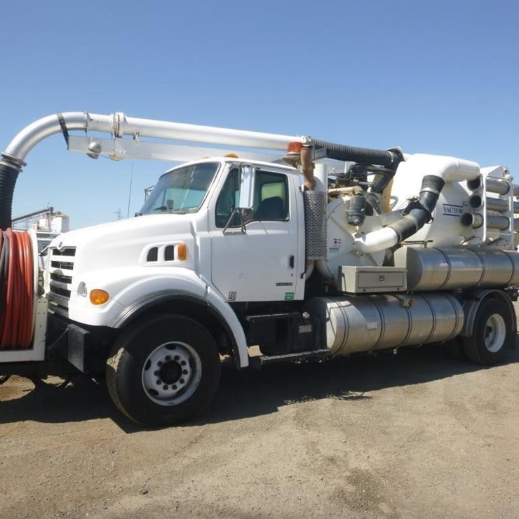 2000 VACTOR 2100