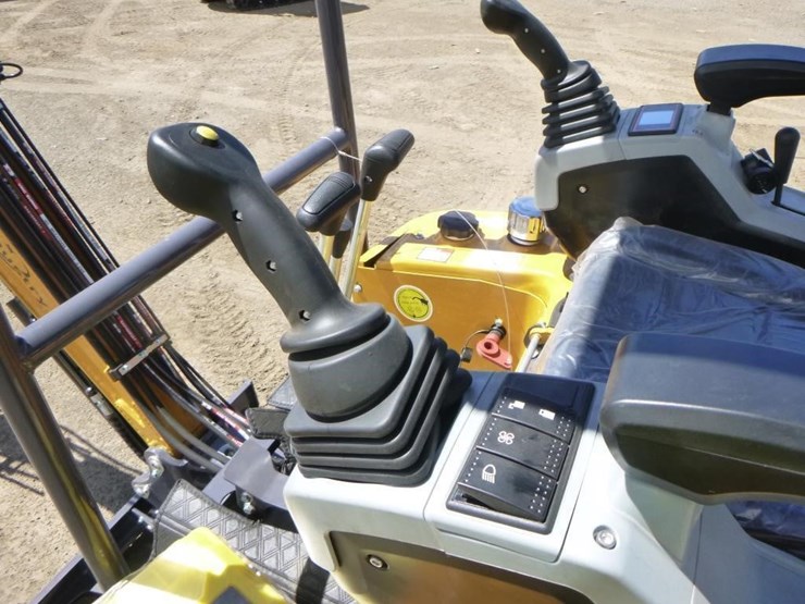 2025-cfg-mx20r-hydraulic-excavator-image-23