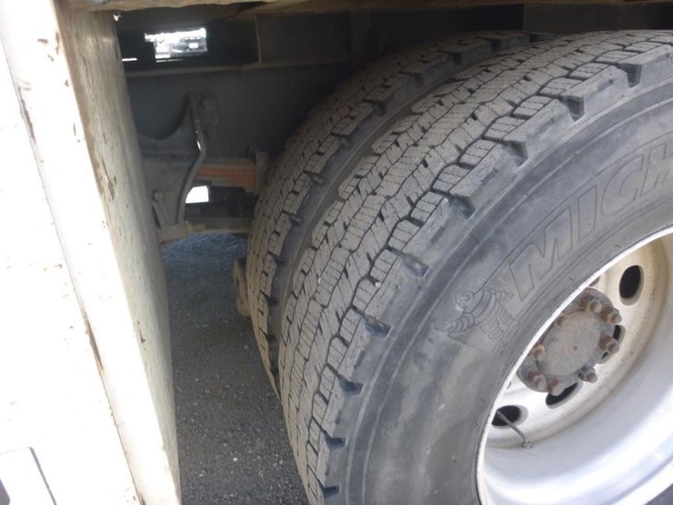 2012-international-durastar-4400-image-21