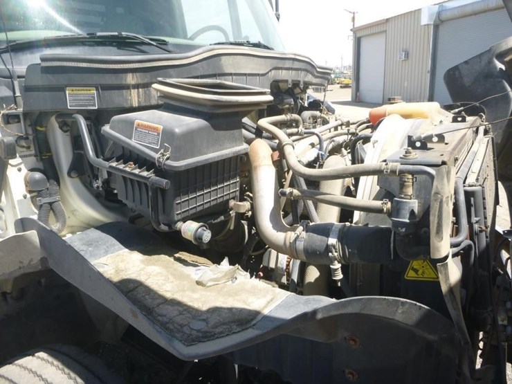 2012-international-durastar-4400-image-16