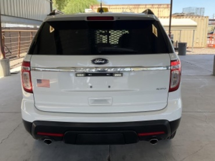 2013-ford-explorer-image-6
