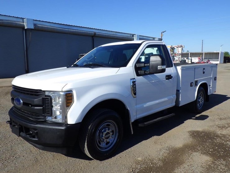 2018-ford-f250-image-1