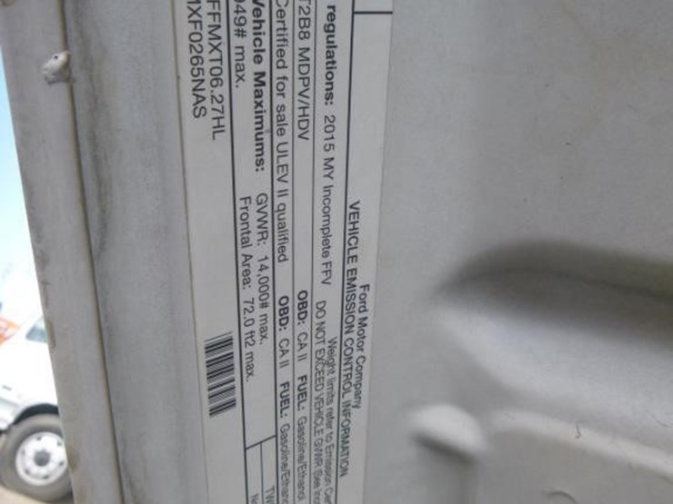 2015-ford-f350-image-15