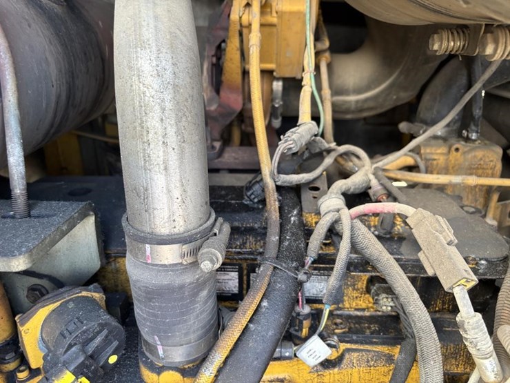 deere-624j-image-47