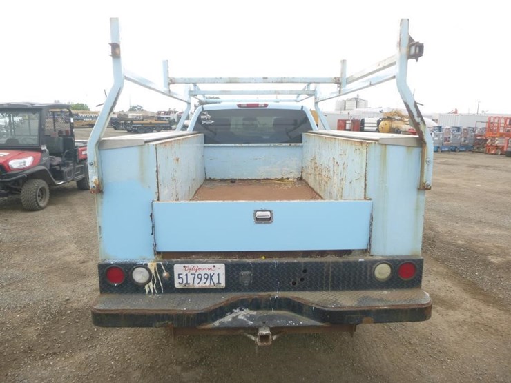 2013-gmc-2500-image-6