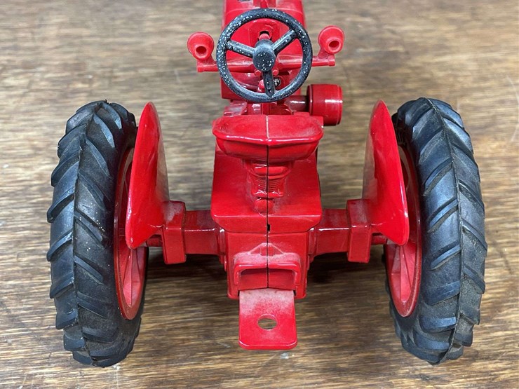 1/16-farmall-h-special-edition-nib-ertl-image-15