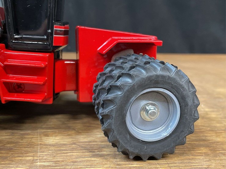 1/32-case-ih-9390-1997-collector-nib-sm-image-11