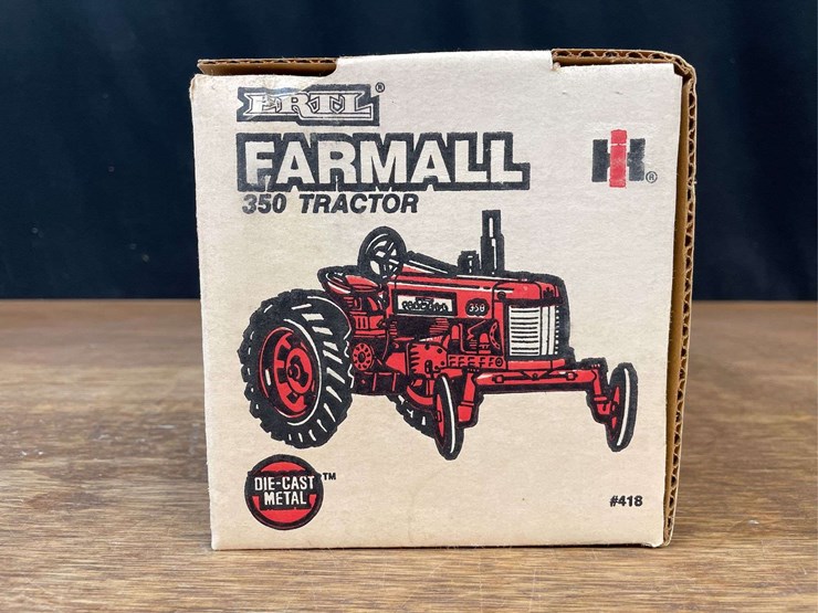 1/16-farmall-350-nib-ertl-image-3