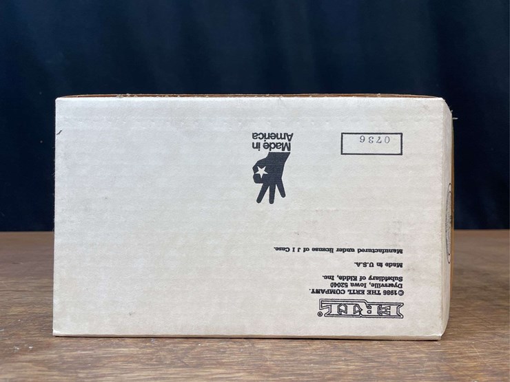 1/16-farmall-h-special-edition-nib-ertl-image-25