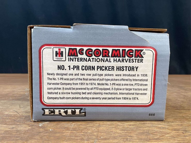 1/16-mccormick-picker-special-edition-nib-ertl-image-5