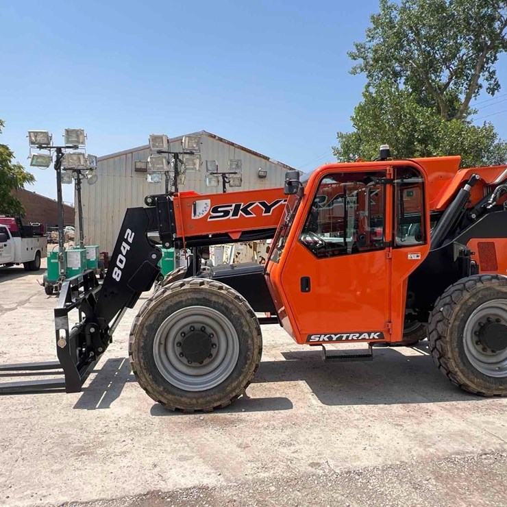 2024 SKY TRAK 8042