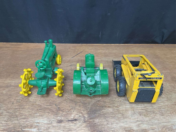 john-deere-16-image-8