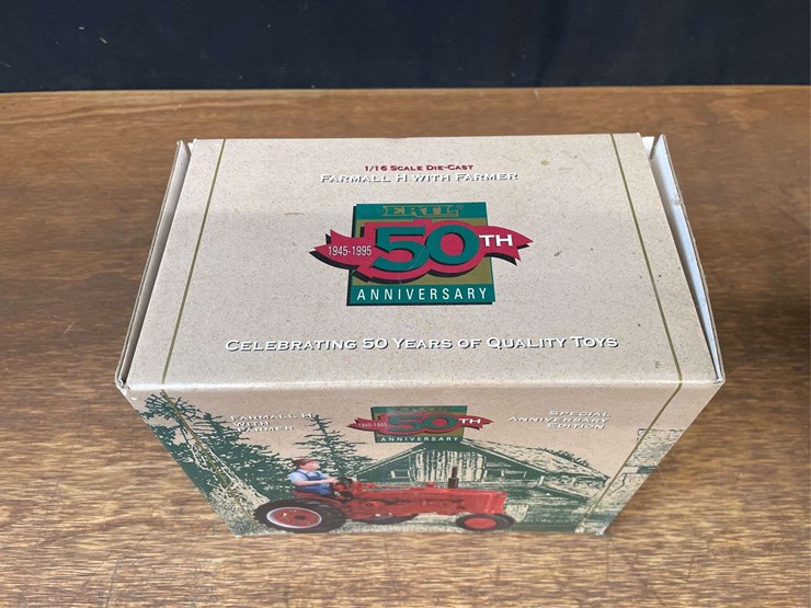 1/16-farmall-h-50th-anniversary-nib-ertl-image-22