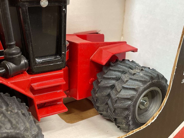 1/32-case-ih-9380-1995-fargo-nib-sm-image-11
