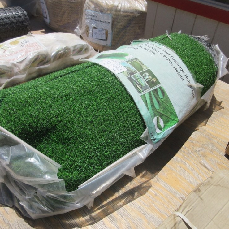 New Unused 3.3' x 49.2' Artificial Turf,