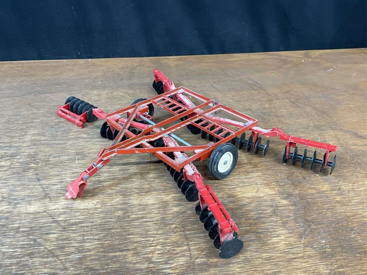 (3)-1/16-farmall-200,-disk,-elevator-ertl-image-9