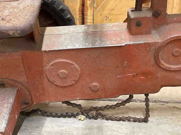 farmall-400-pedal-tractor-eska-image-28