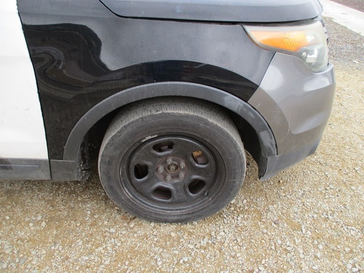 2014-ford-explorer-image-14